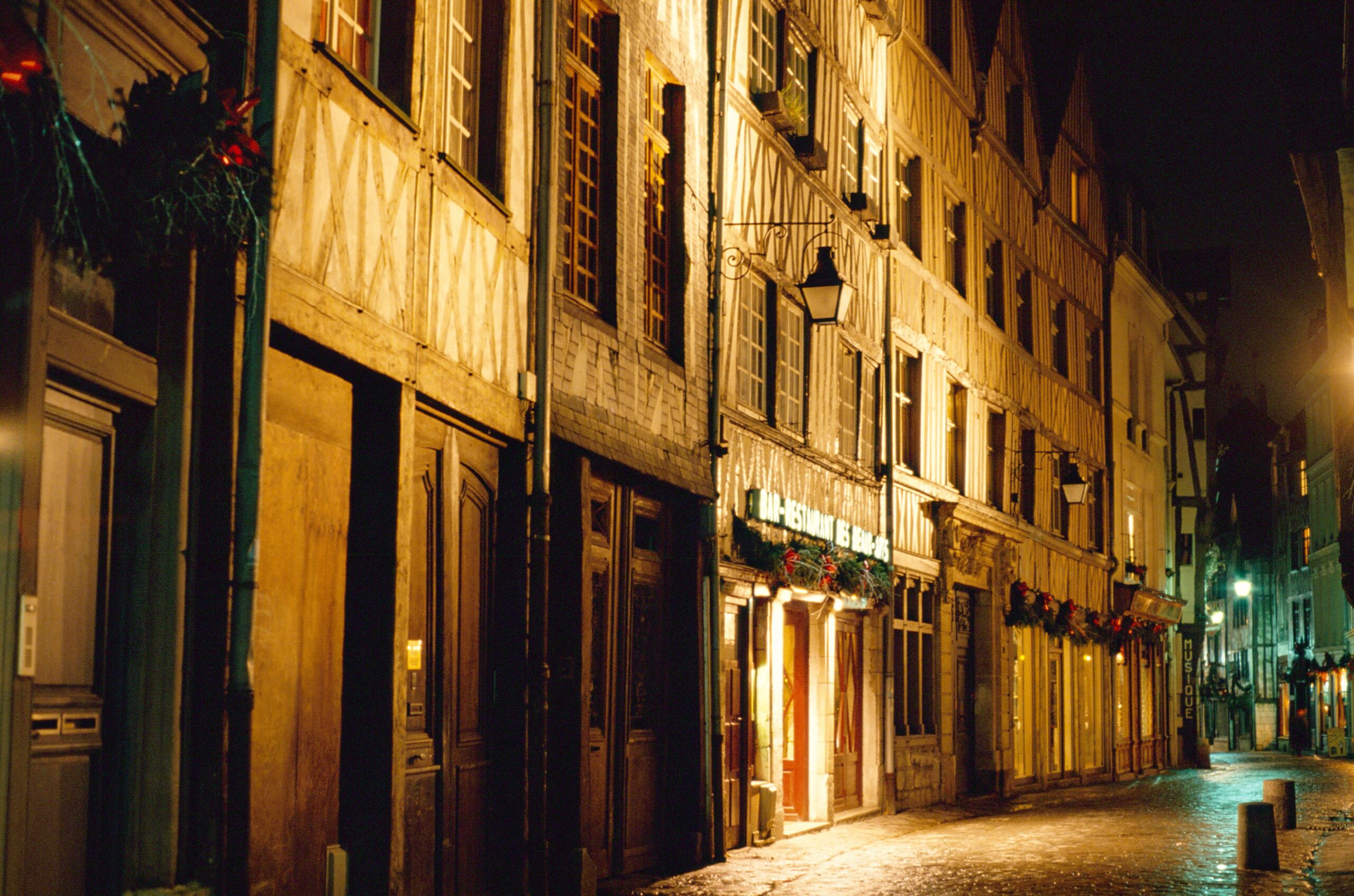 Rouen Rue Damiette 2